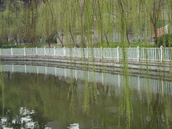 陽(yáng)臺(tái)護(hù)欄